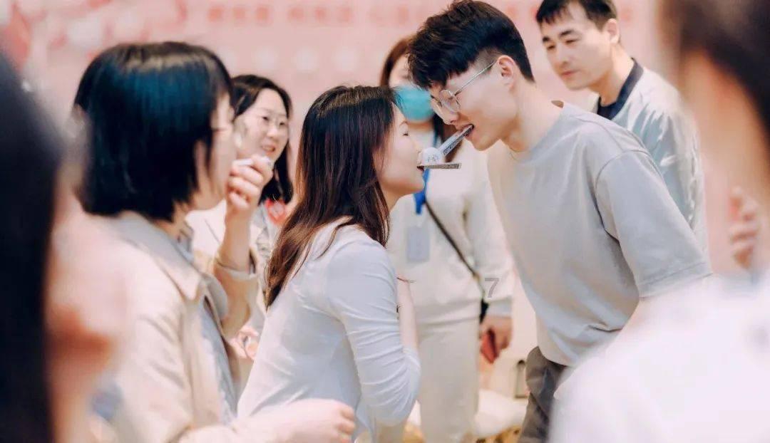 发现自己的朋友是个心机婊怎么办？游戏画面